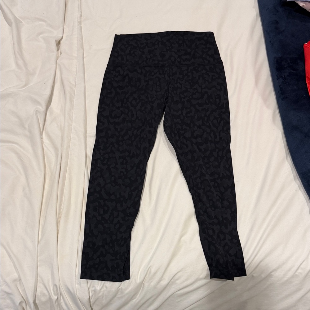 Lululemon Black Cheetah Print Leggings